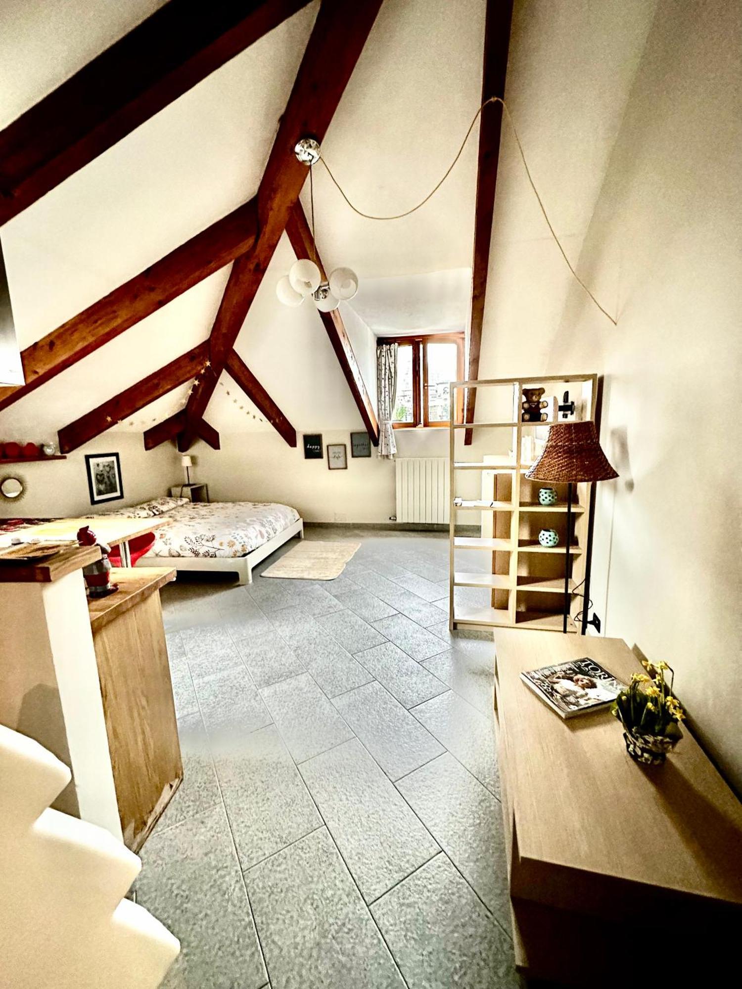Loft Centro Storico Tommaso Apartment Turin Exterior photo