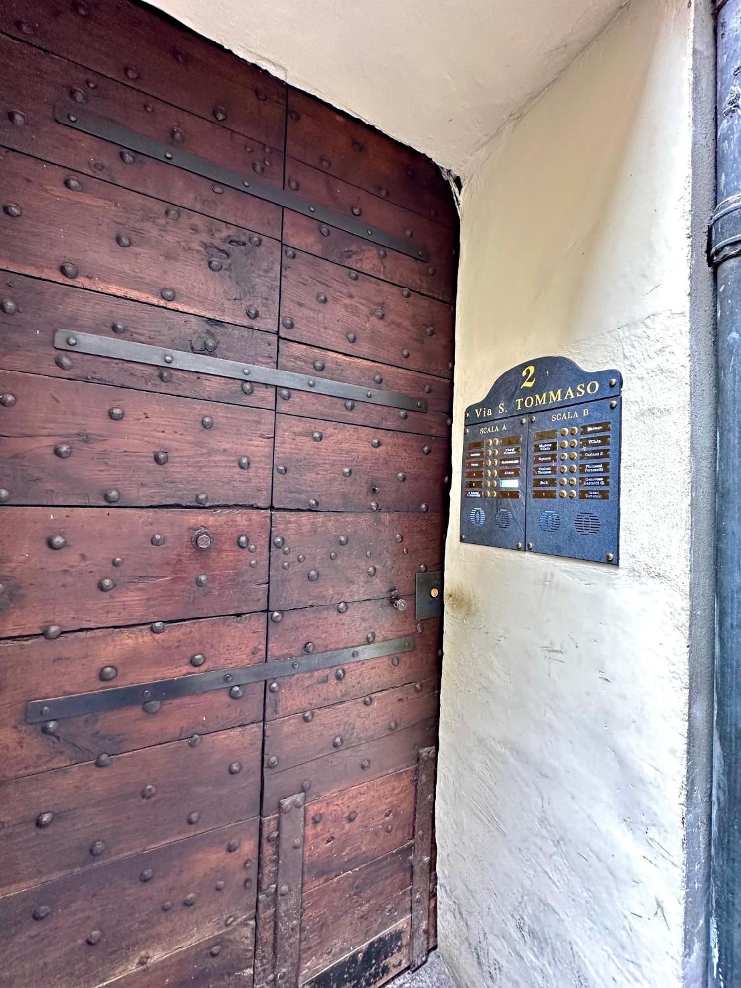 Loft Centro Storico Tommaso Apartment Turin Exterior photo