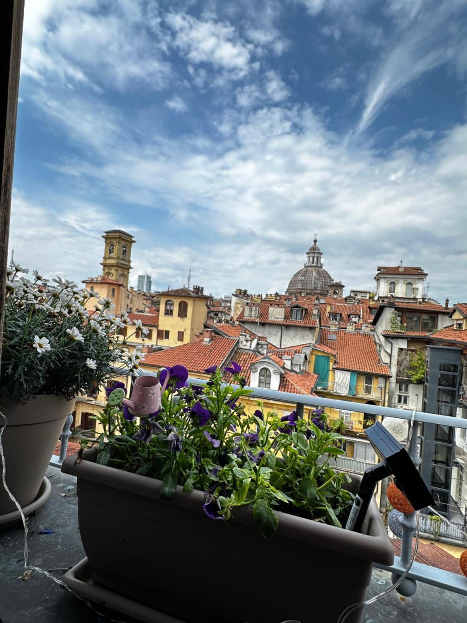 Loft Centro Storico Tommaso Apartment Turin Exterior photo